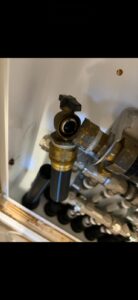 läckande värmerör i villa nära Kylören